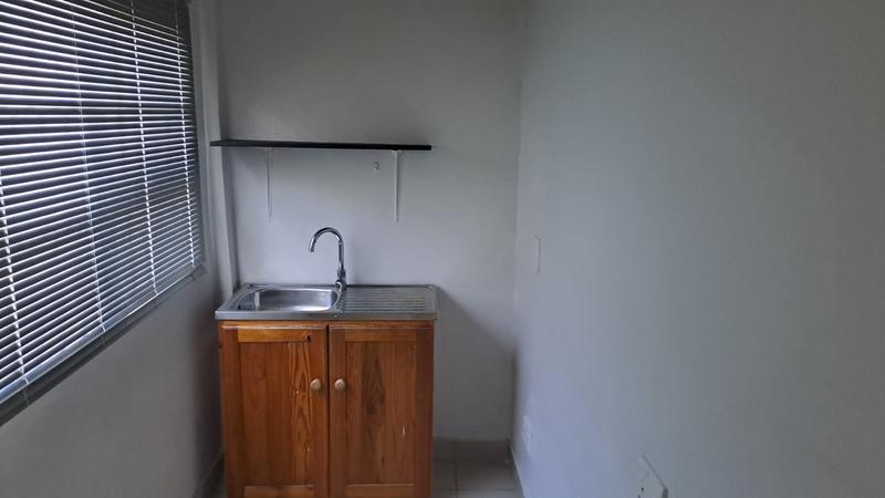 To Let commercial Property for Rent in Newton Park Eastern Cape
